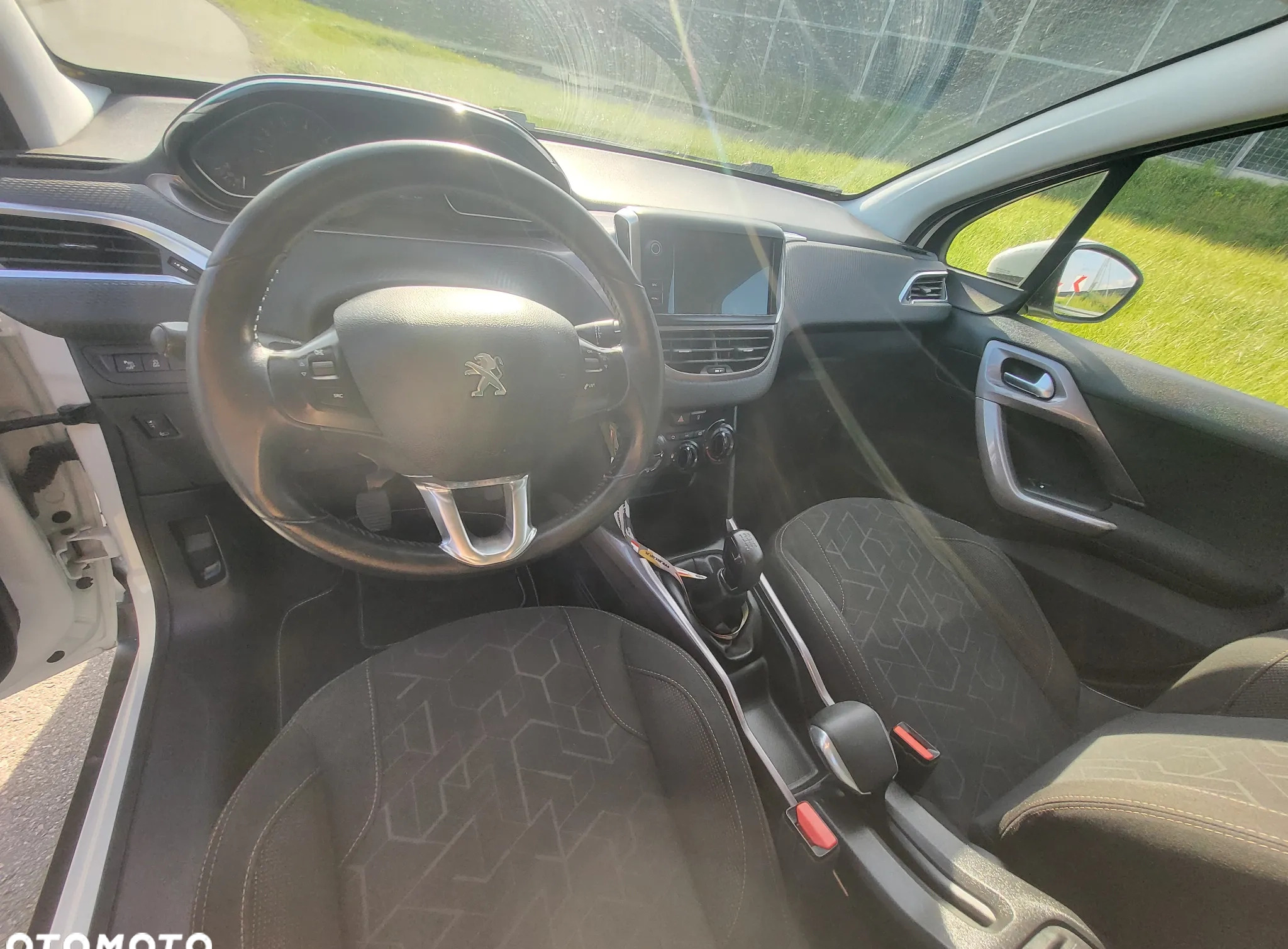 Peugeot 2008 cena 34700 przebieg: 112000, rok produkcji 2014 z Kielce małe 154